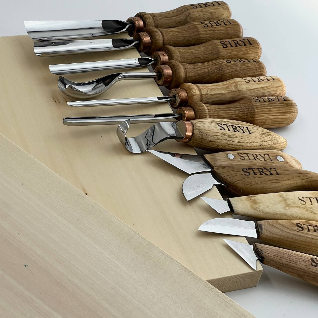 Holzschnitzwerkzeug-Set 12-tlg. Meißel und Hohleisen STRYI Profi, Werkzeuge für Holzschnitzerei, Holzbearbeitungsset