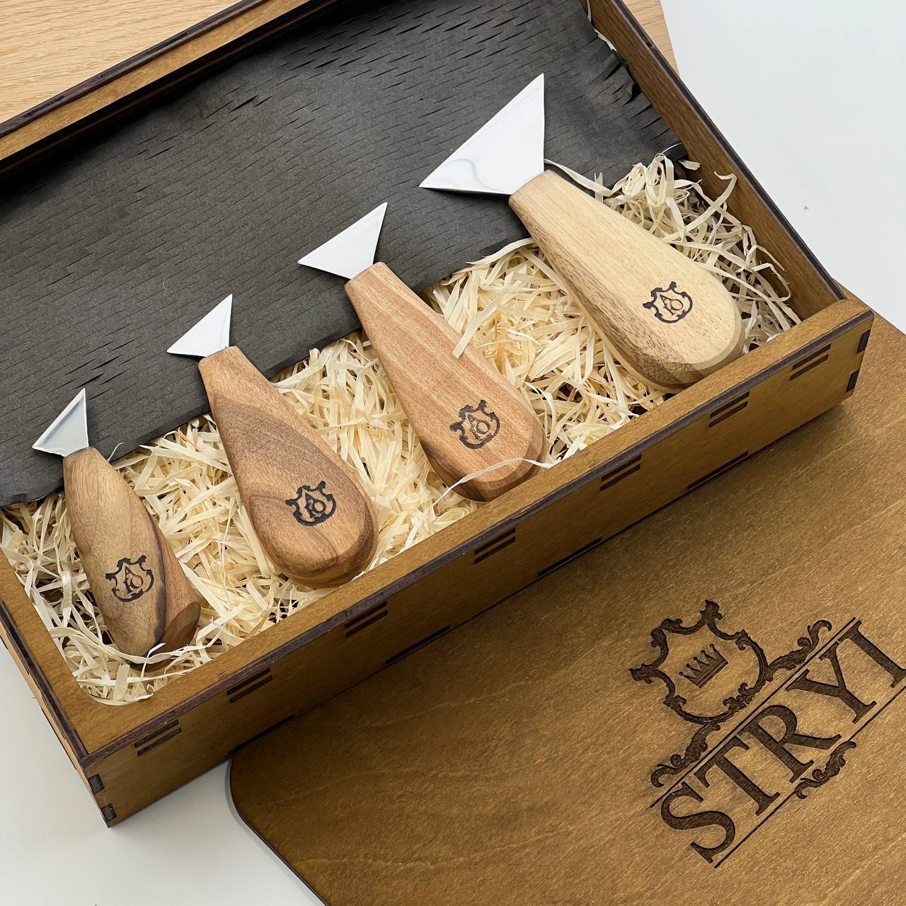 Juego de cuchillos de cola de golondrina para tallar madera en estuche enrollable, cuchillos triangulares