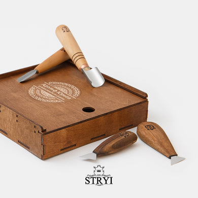 Chip carving set  for starters in wooden box STRYI & Adolf Yurev Start