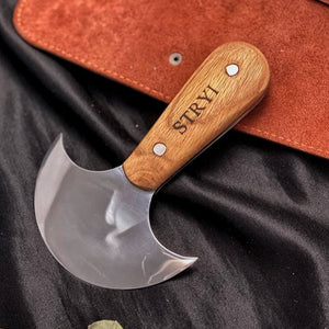 Leather Round Knife STRYI Profi 110mm diameter. Half-moon knife.