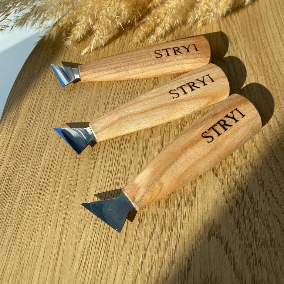 Knife STRYI Profi for woodcarving 30mm, Chip carving knife, Swallowtail knife, Carving knives, triangle knife