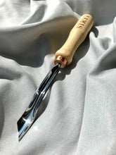 Load image into Gallery viewer, Bent Gouge  STRYI Profi, 8 profile, woodcarving tools from producer STRYI